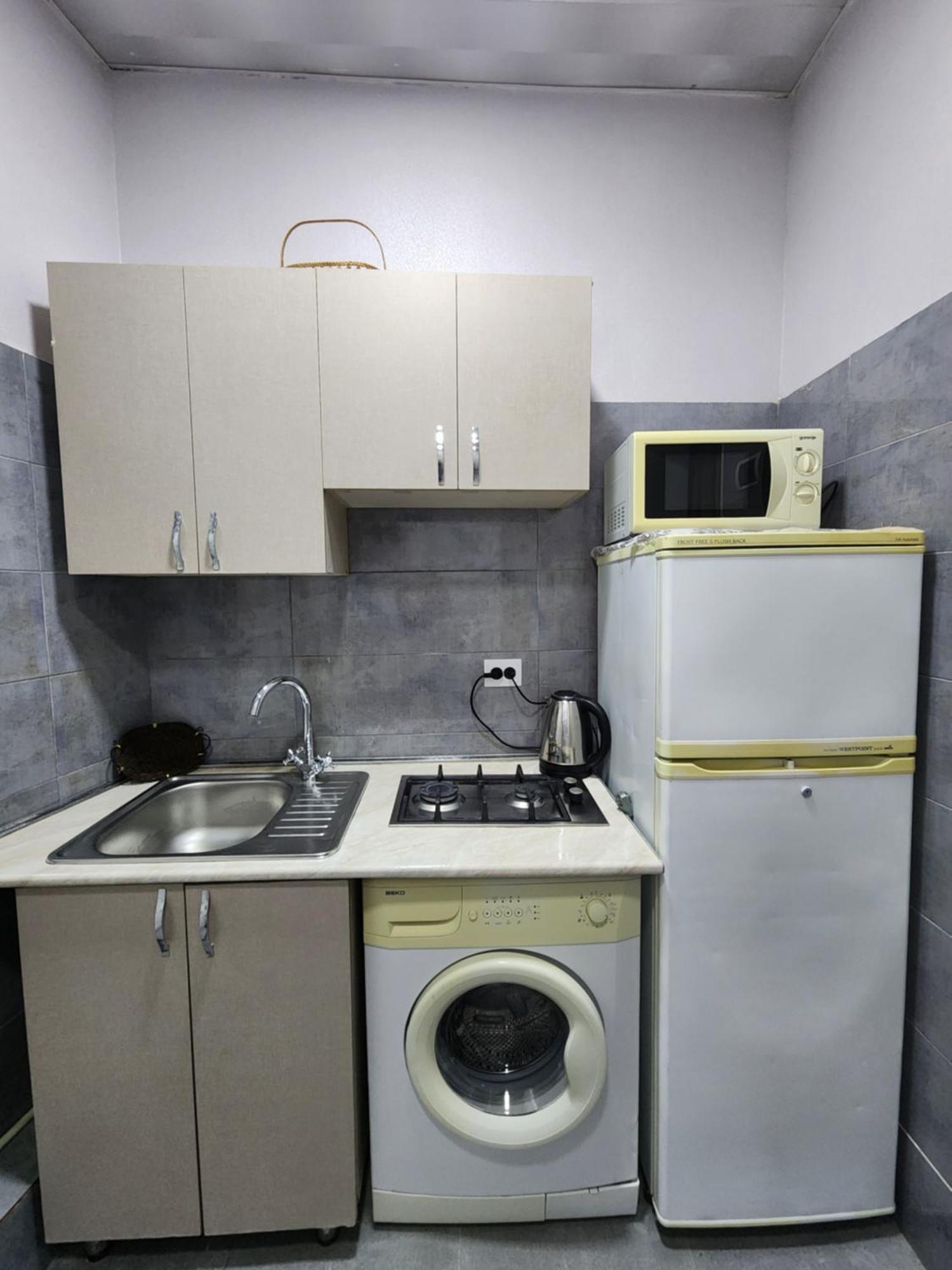 Nonaapartanent Tbilisi Esterno foto